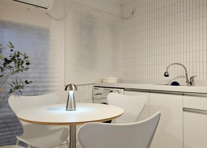 Wood House Hongik Univ 6 Double Beds 公寓 首爾