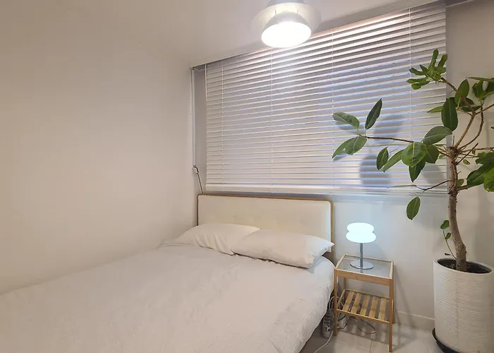Wood House Hongik Univ 6 Double Beds 公寓 *
