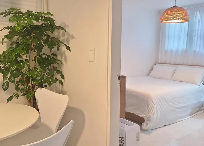 Wood House Hongik Univ 6 Double Beds 公寓 首爾